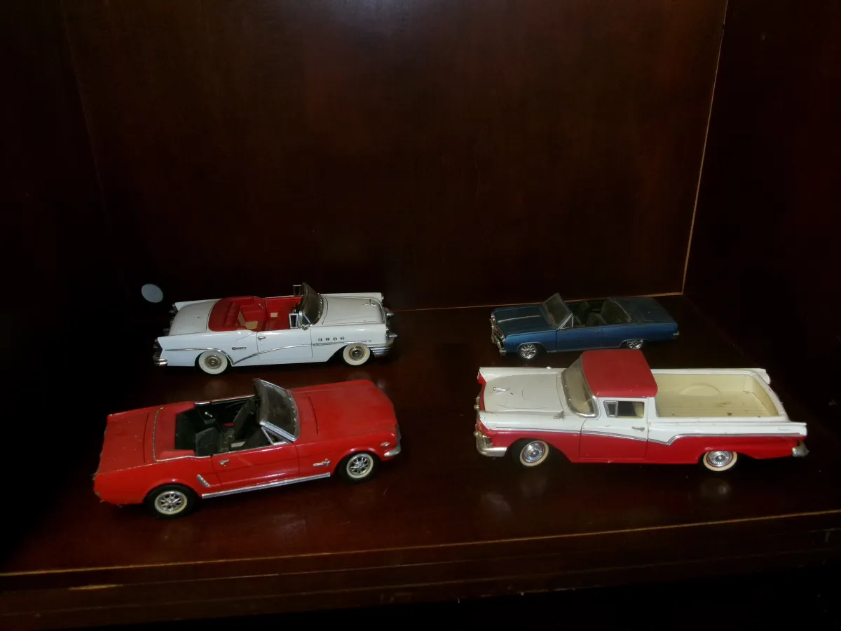 Vintage Classic Convertible & Ranchero Die-Cast Model Cars Lot - 4 Pieces