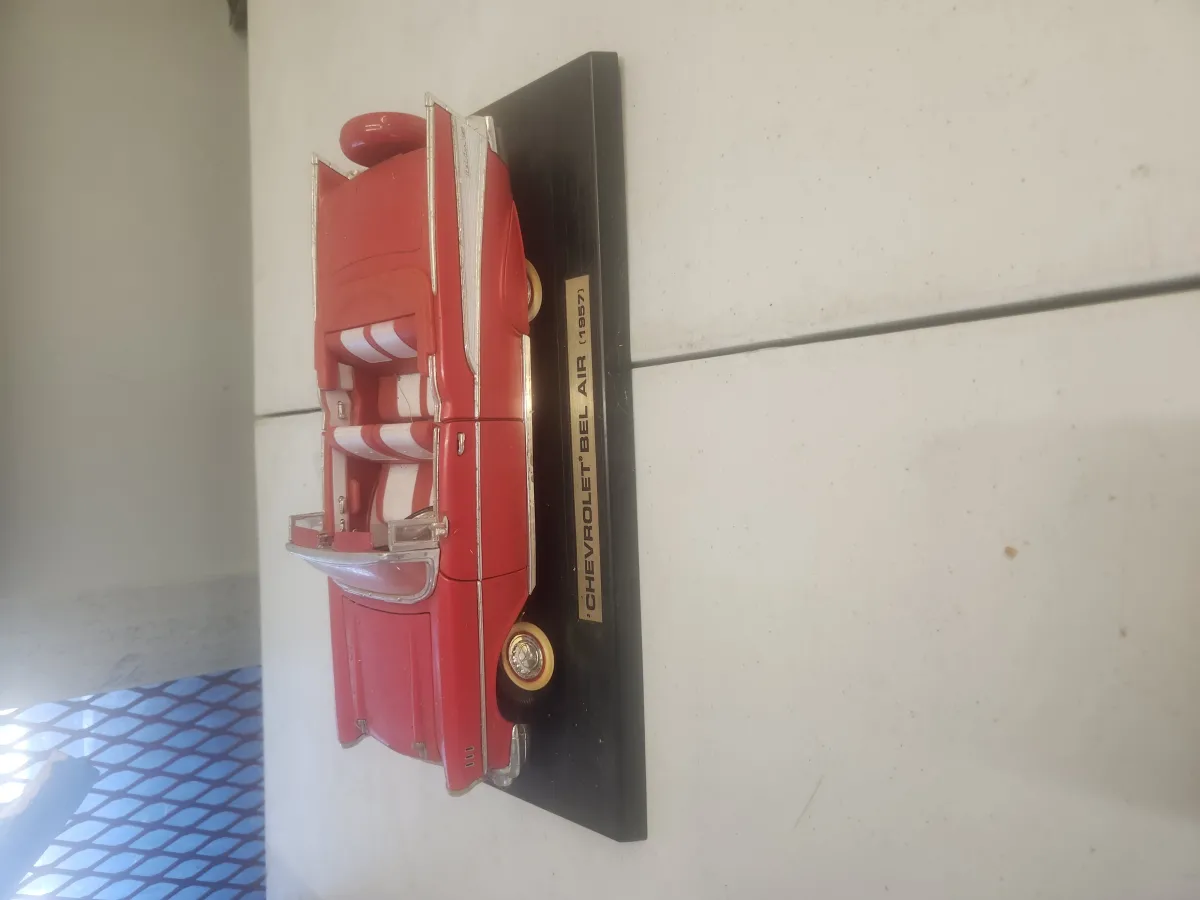 Auction Image 3