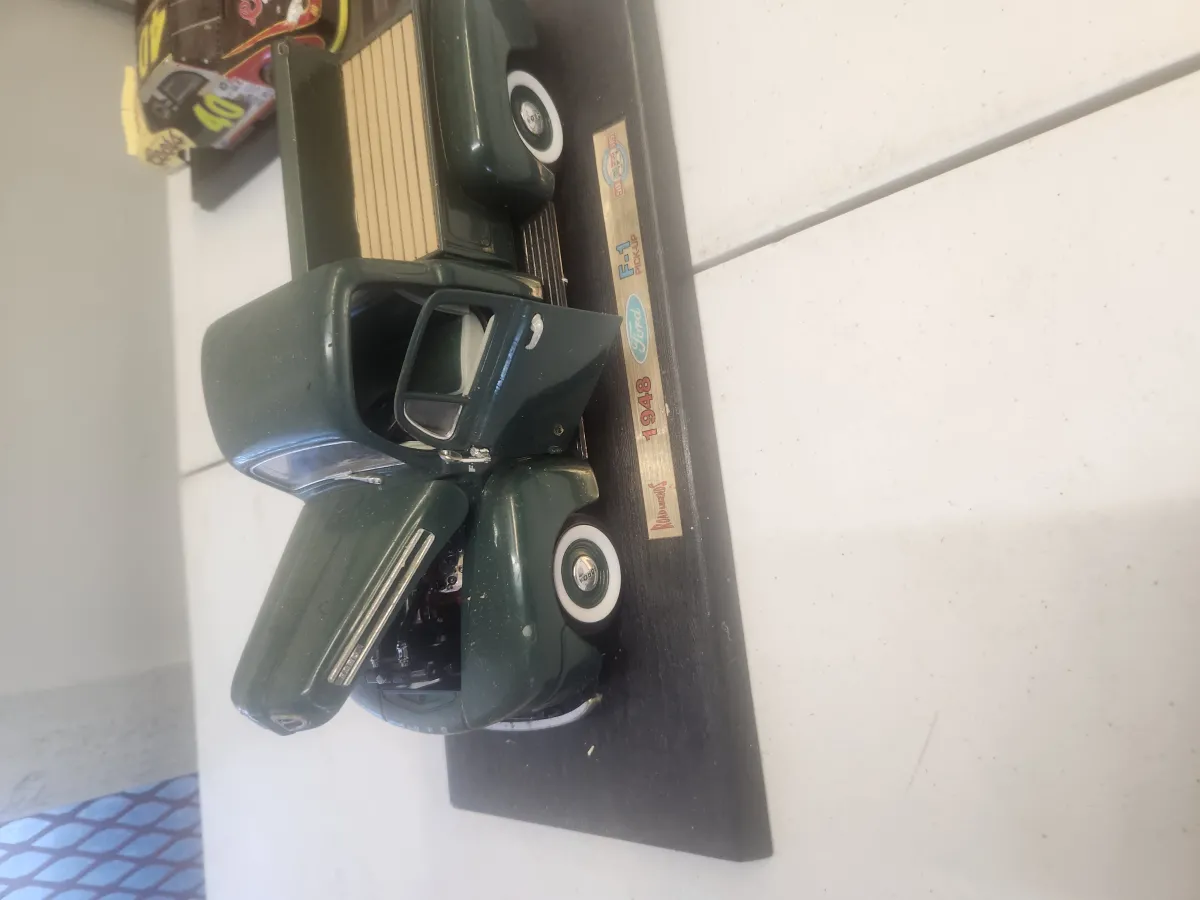 Auction Image 2